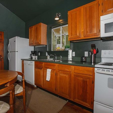 Porch Lane Cottage F Fairhope Bagian luar foto