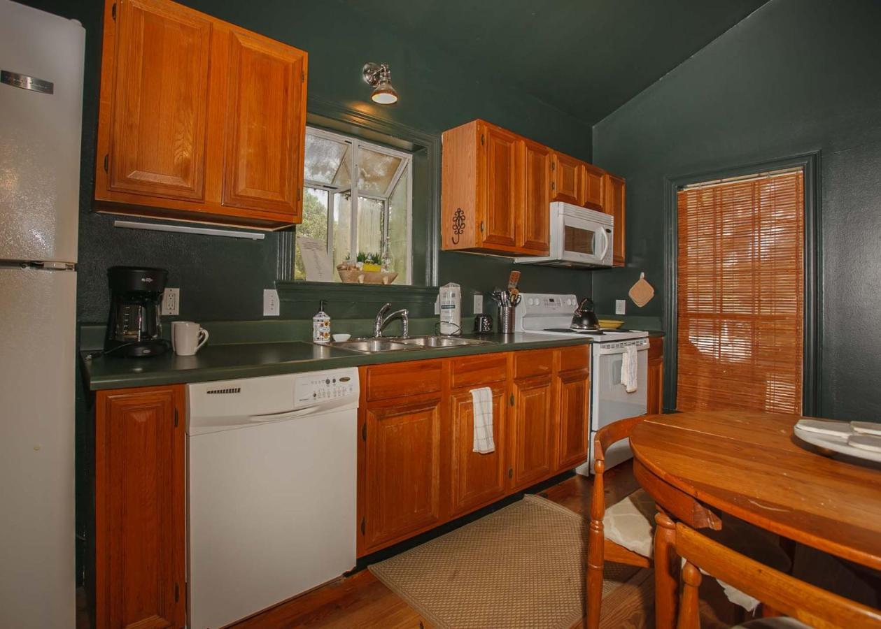 Porch Lane Cottage F Fairhope Bagian luar foto