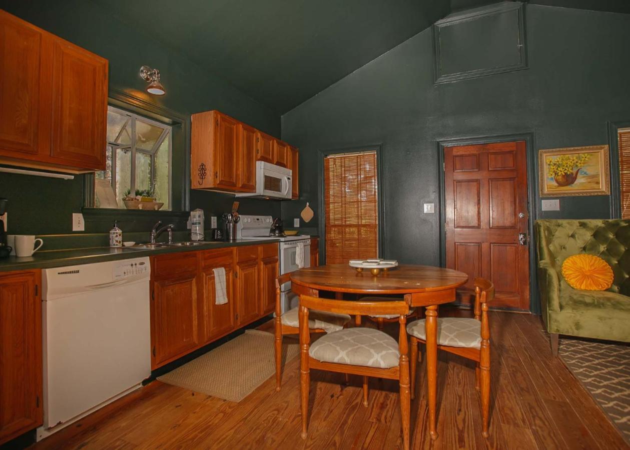 Porch Lane Cottage F Fairhope Bagian luar foto